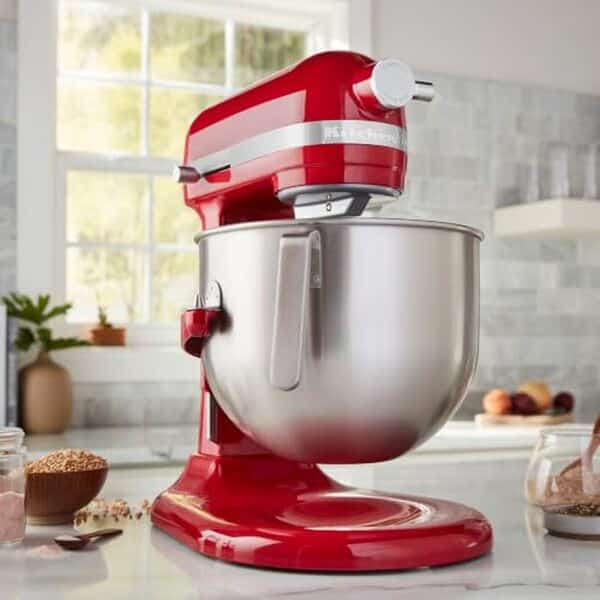 Découvrez notre test complet du robot pâtissier professionnel KitchenAid 6.6L rouge empire : performances, avantages et avis détaillé pour bien choisir votre robot de cuisine.