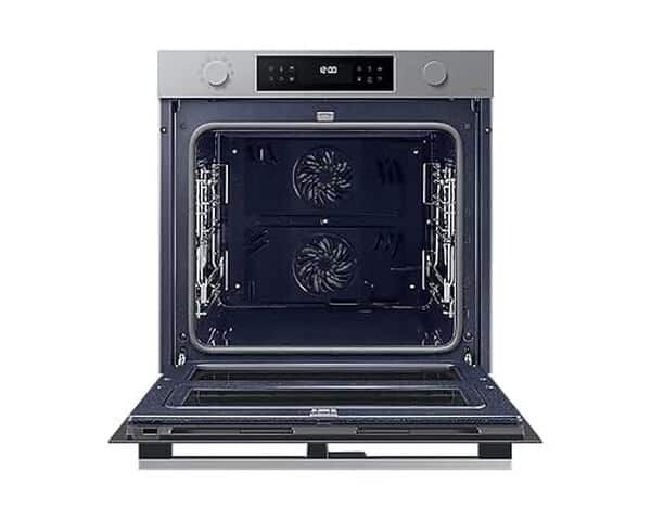 Découvrez notre test détaillé du four Samsung NV7B4550VAS. Performance, innovation et qualité culinaire : tous les détails pour bien choisir votre four encastrable.