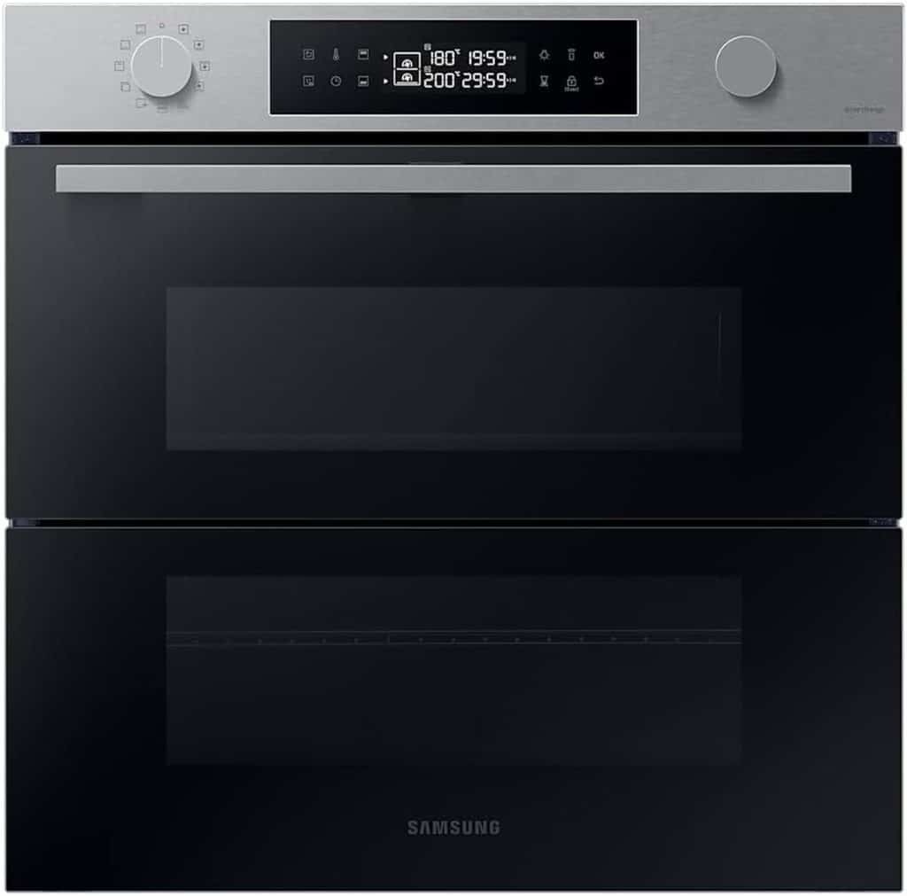 Test du four Samsung NV7B4550VAS : performance et innovation