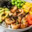 Poke bowl crevettes mangue avocat frais